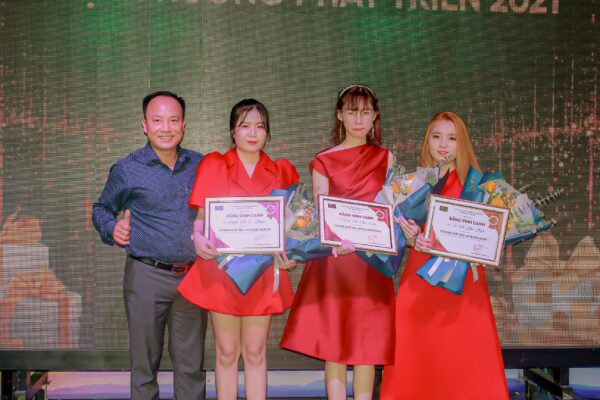 ht spa tat nien 2020 25