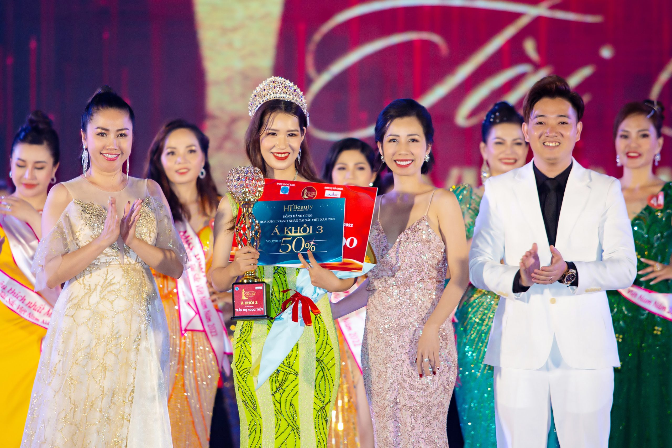 Viện Thẩm Mỹ Ht Beauty Tài Trợ Gói Làm Đẹp Trị Giá Lên Đến 500 Triệu Đồng Dành Riêng Cho Top 20 Cuộc Thi Hoa Khôi Doanh Nhân Tài Sắc Việt Nam 2022