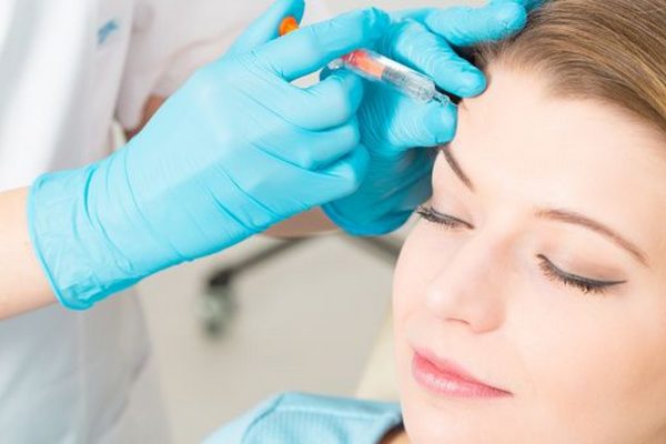 Tiêm botox là gì? Tiêm botox làm đẹp da có an toàn không?