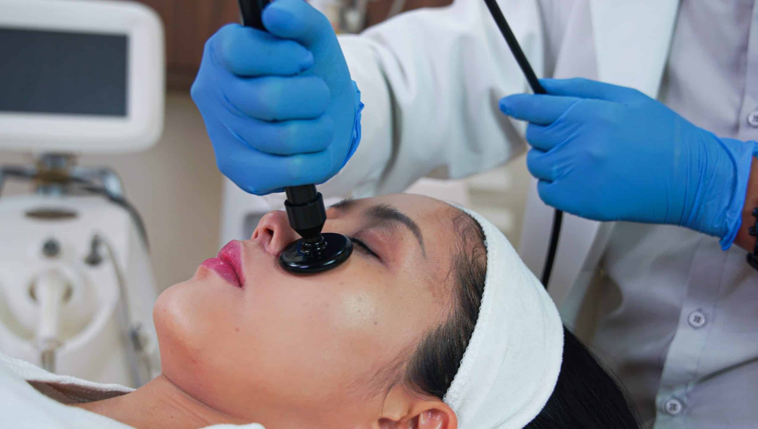 Trắng sáng da Macôrd Pro