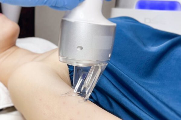 dieu tri viem nang long